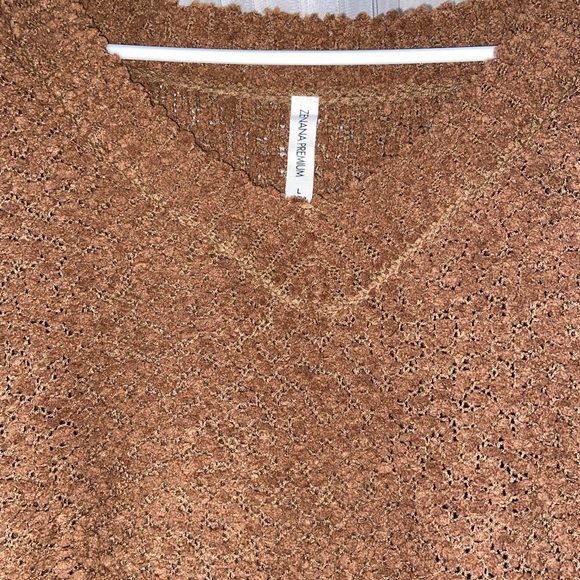 NWOT ZENANA SWEATER - Picture 8 of 8